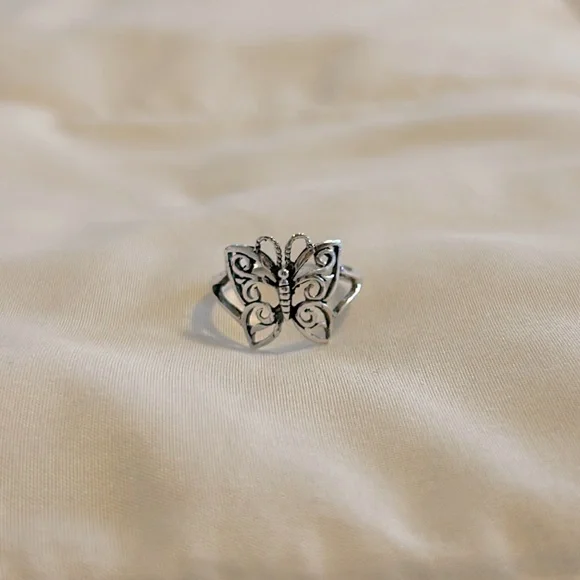 Butterfly Ring - Sterling Silver - Picture 3 of 5